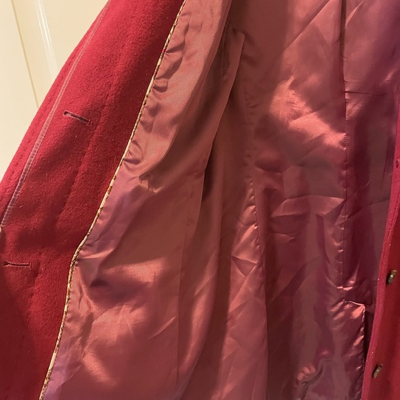Lands' End Red Wool Blend Trench Coat with Notched Lapel and Pocket, 8P - Picture 9 of 12